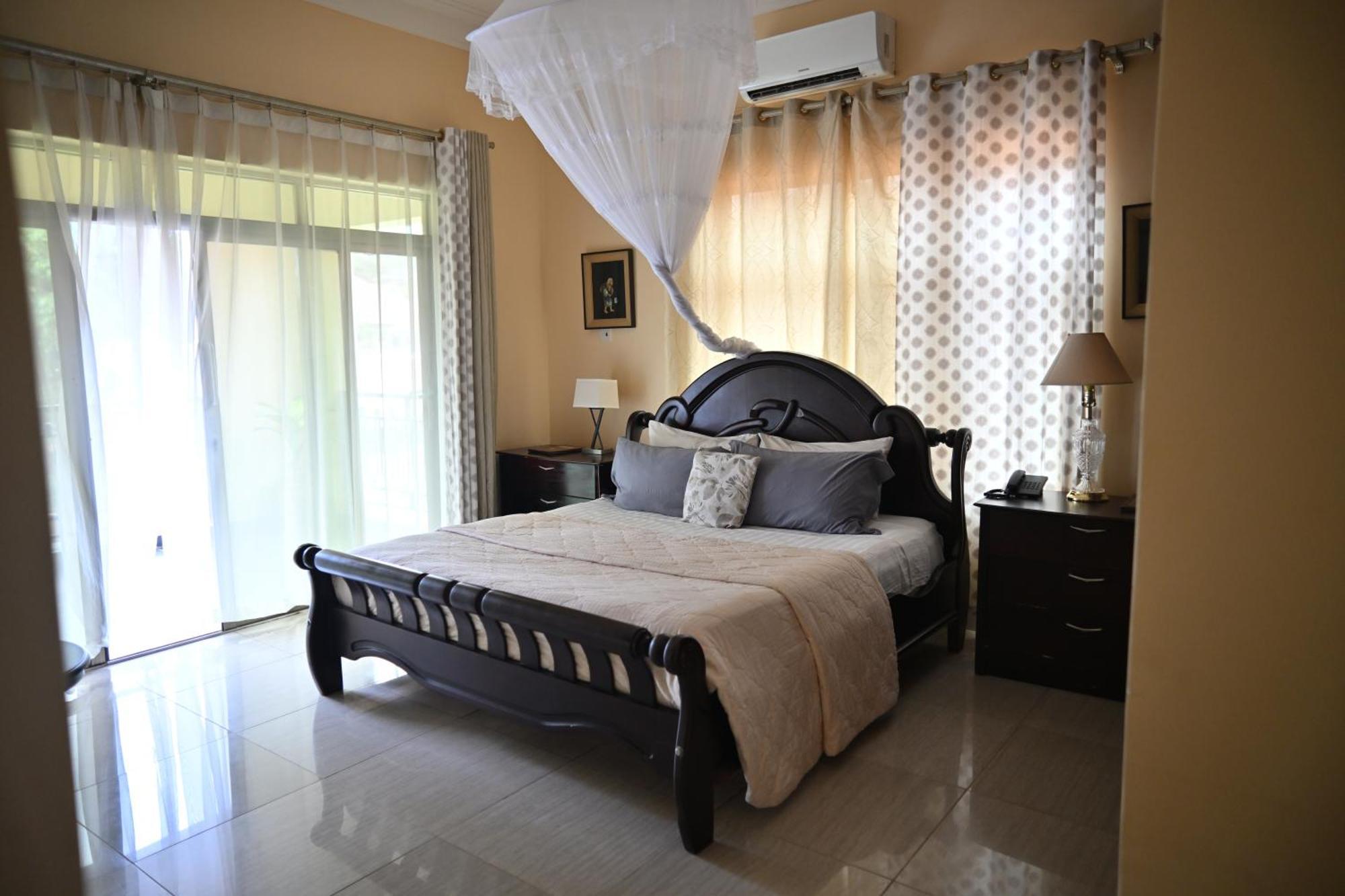 Lakepoint Villa Entebbe Kültér fotó