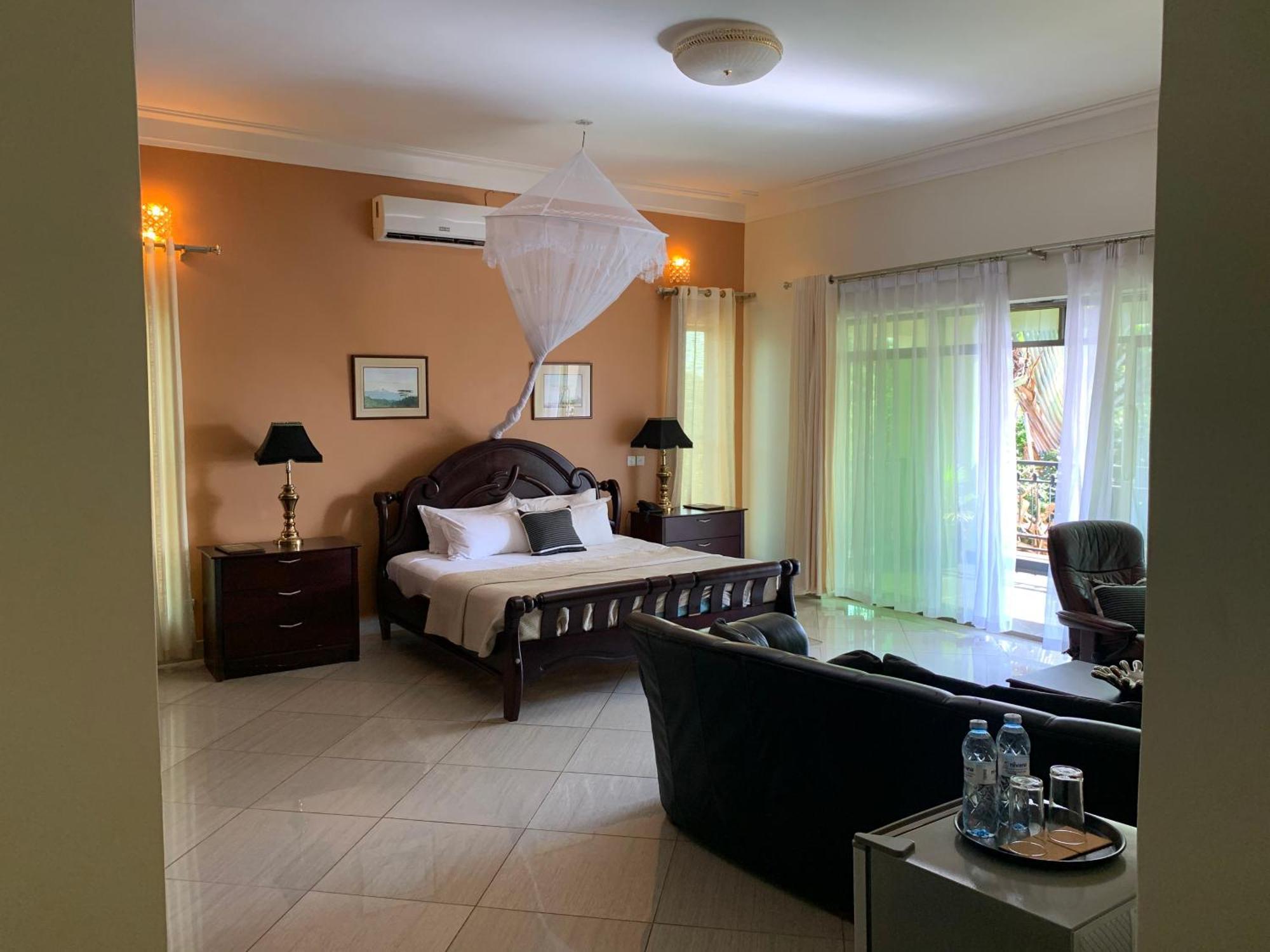 Lakepoint Villa Entebbe Kültér fotó