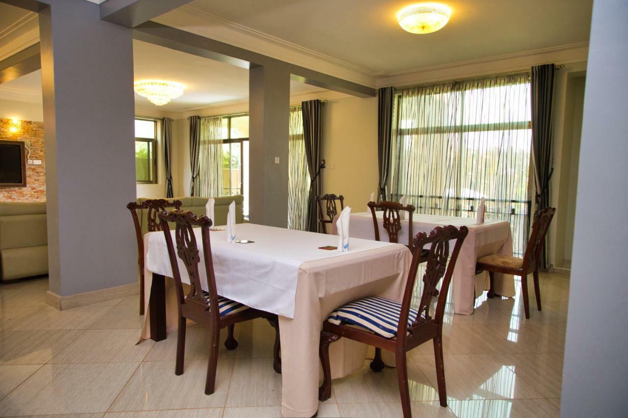 Lakepoint Villa Entebbe Kültér fotó