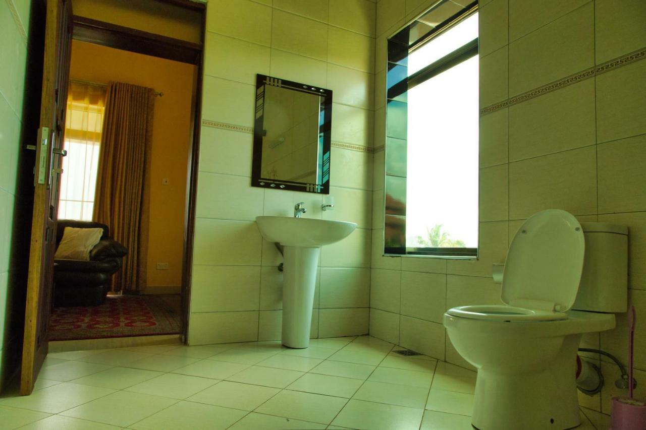 Lakepoint Villa Entebbe Kültér fotó